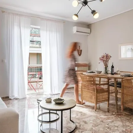 Appartement Margarita's Elegant Sunlit Palamidi View *