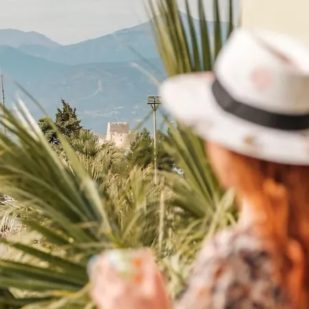 Margarita's Elegant Sunlit Palamidi View Appartement *