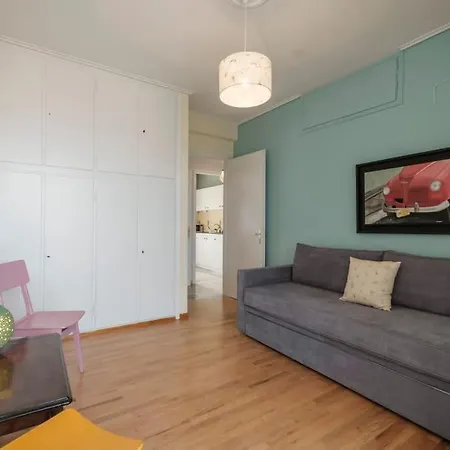 Margarita's Elegant Sunlit Palamidi View Appartement