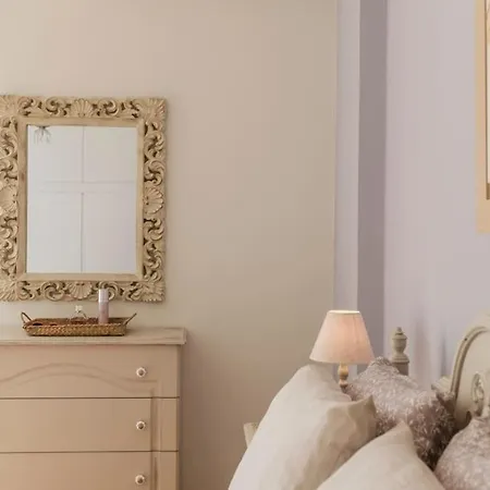 Appartamento Margarita's Elegant Sunlit Palamidi View