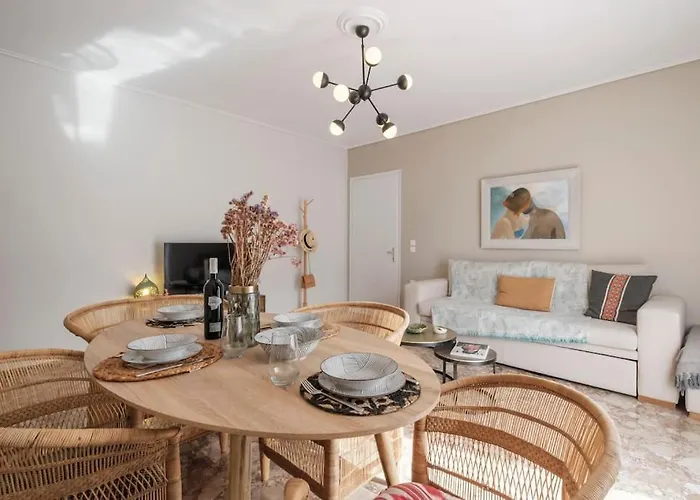 Apartamento Margarita's Elegant Sunlit Palamidi View *