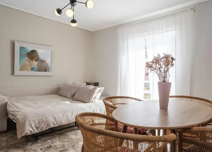 Margarita's Elegant Sunlit Palamidi View Náuplia