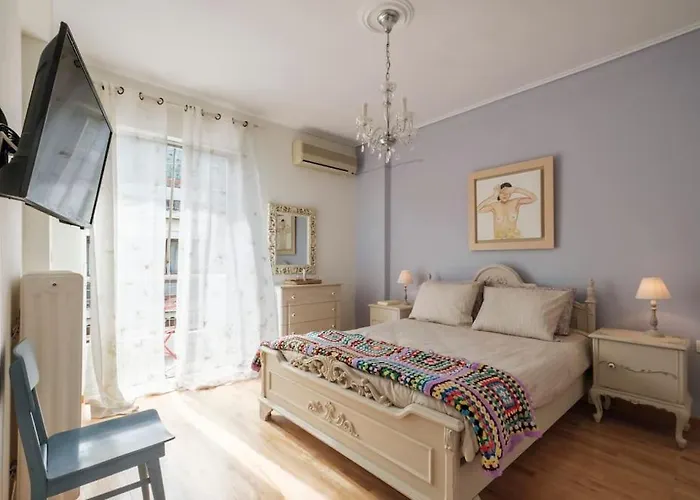 Apartamento Margarita's Elegant Sunlit Palamidi View *